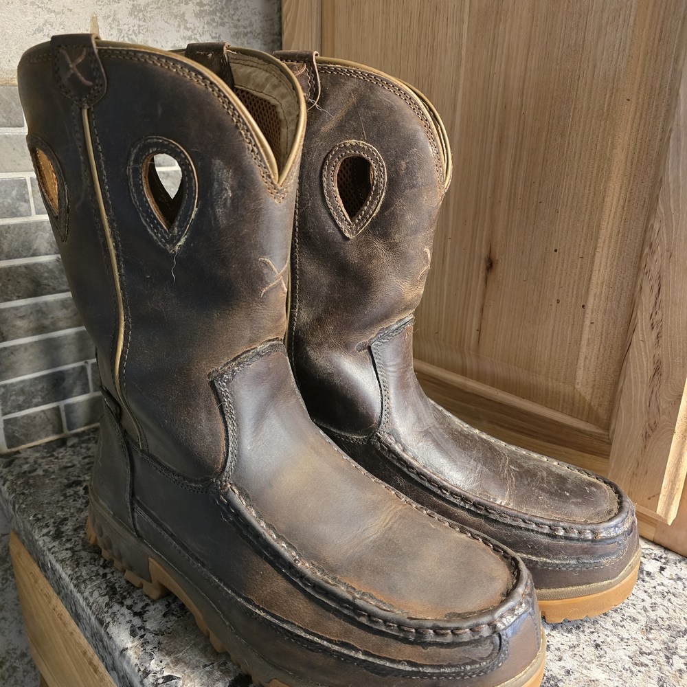 Twisted X Distressed Brown Leather Boots